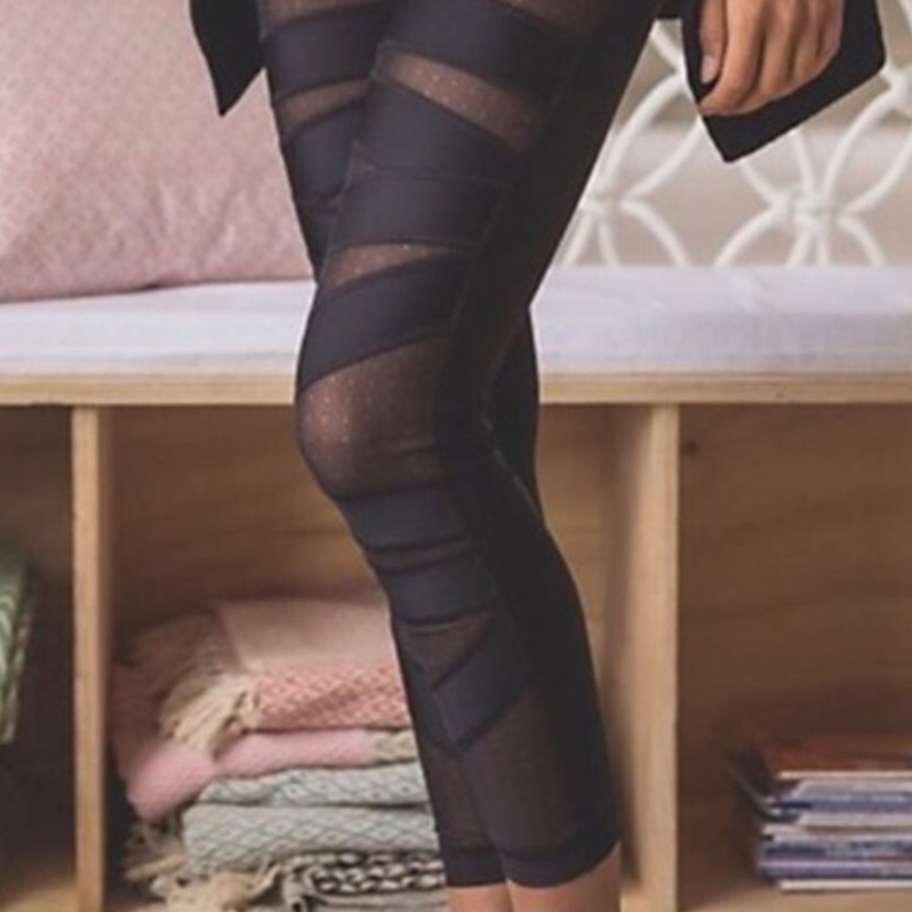 Lululemon high times mesh dot shine pants